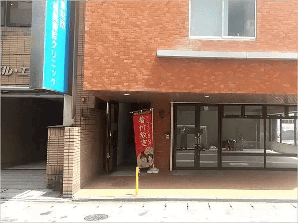 2階テナント専用口